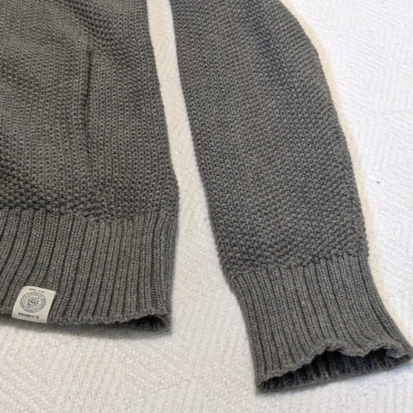 Cozy Lucky Brand sweater - Picture 2 of 7